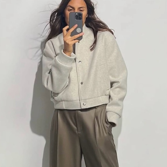 NWT Zara Soft Cropped Bomber Jacket with Pockets XXL Off-White Ecru - Picture 3 of 13